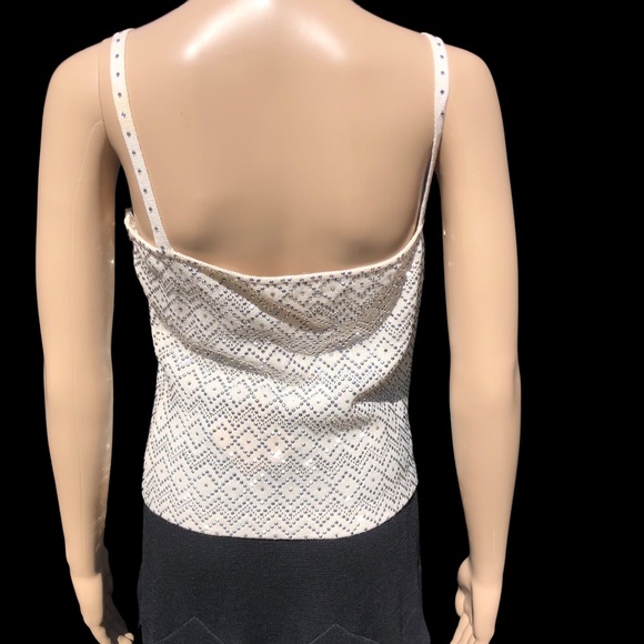 St. John ivory knit sleeveless top with silver beads and sparkle Sz s - Picture 3 of 13